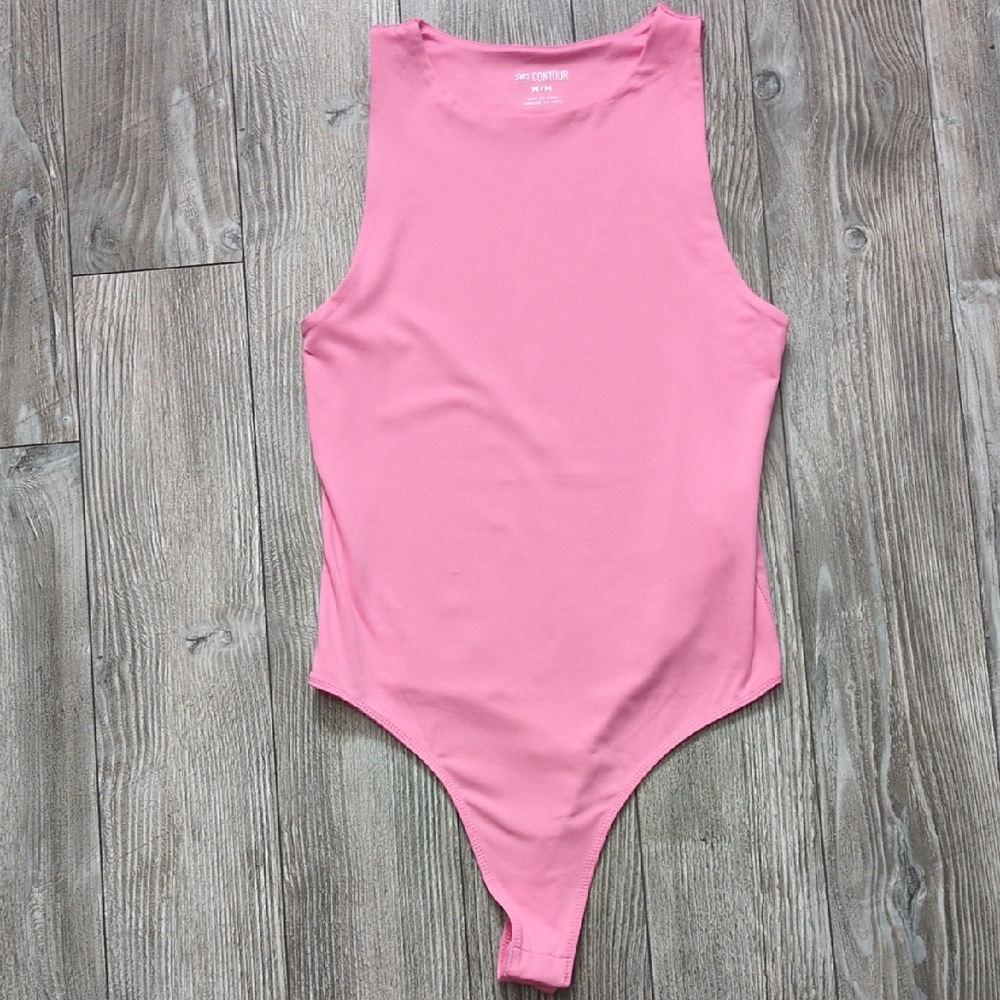 5/$25 Pink Sleeveless Contour Bodysuit M